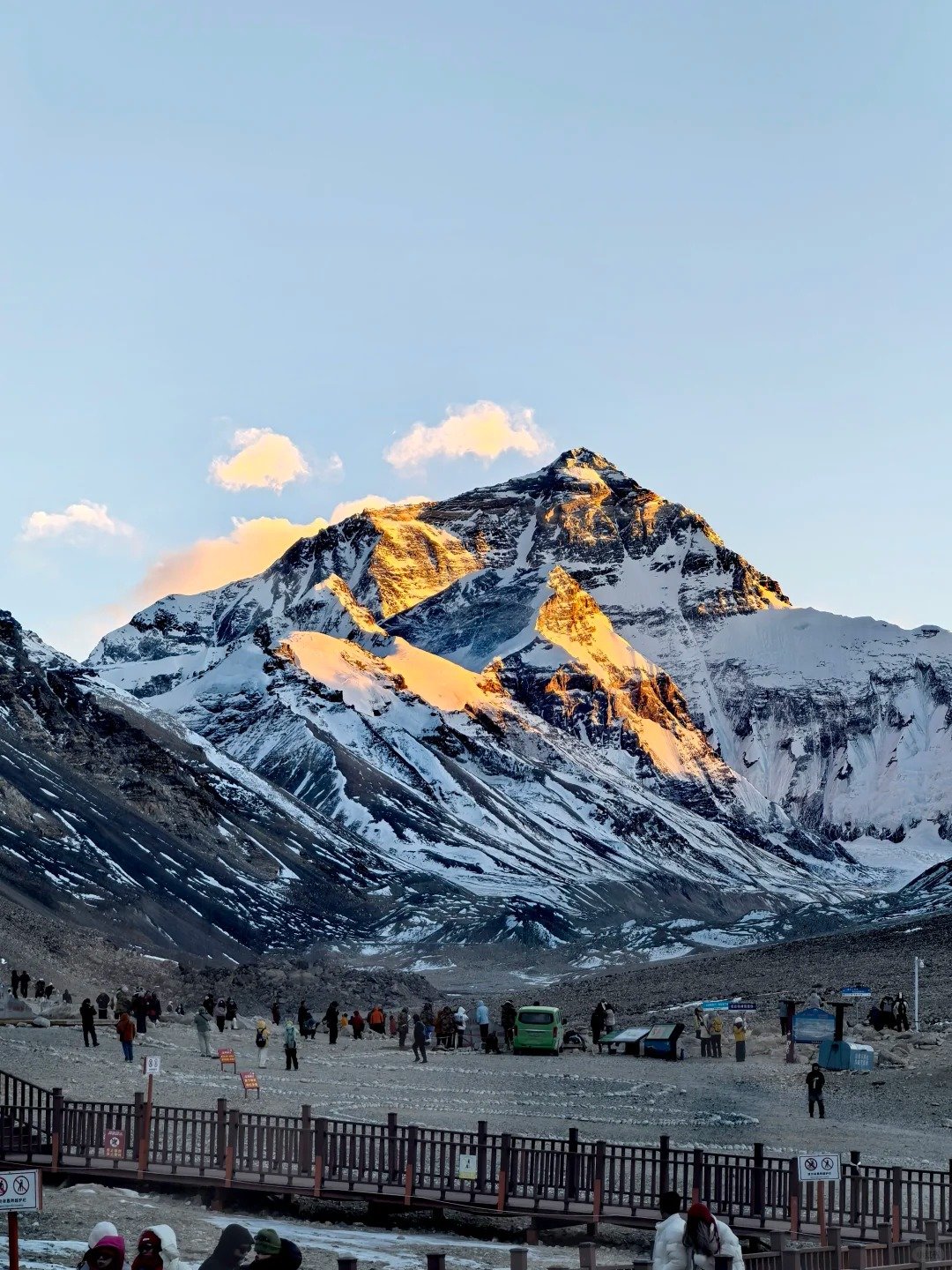 mount everset base camp, tibet