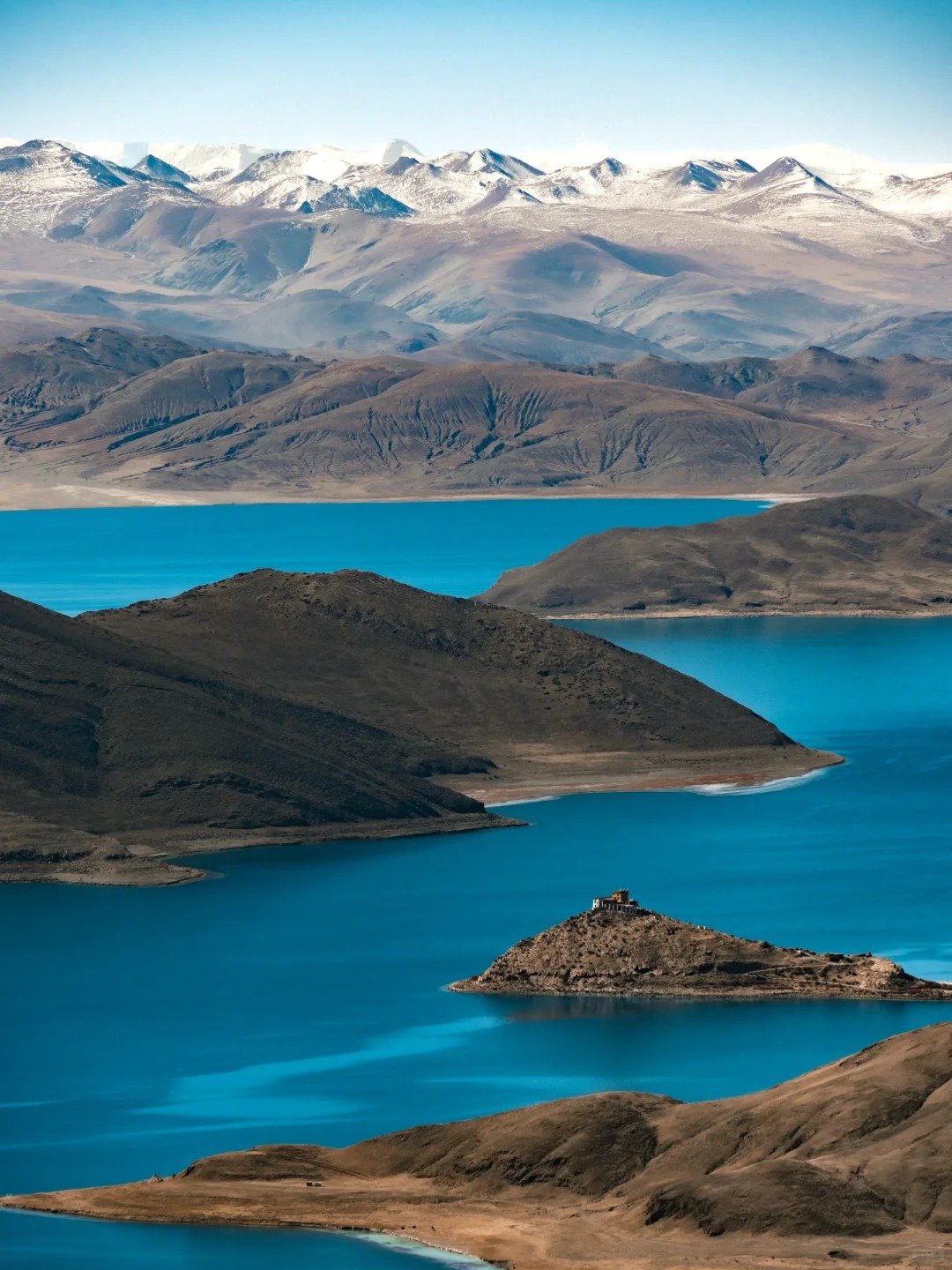 yamdrok lake