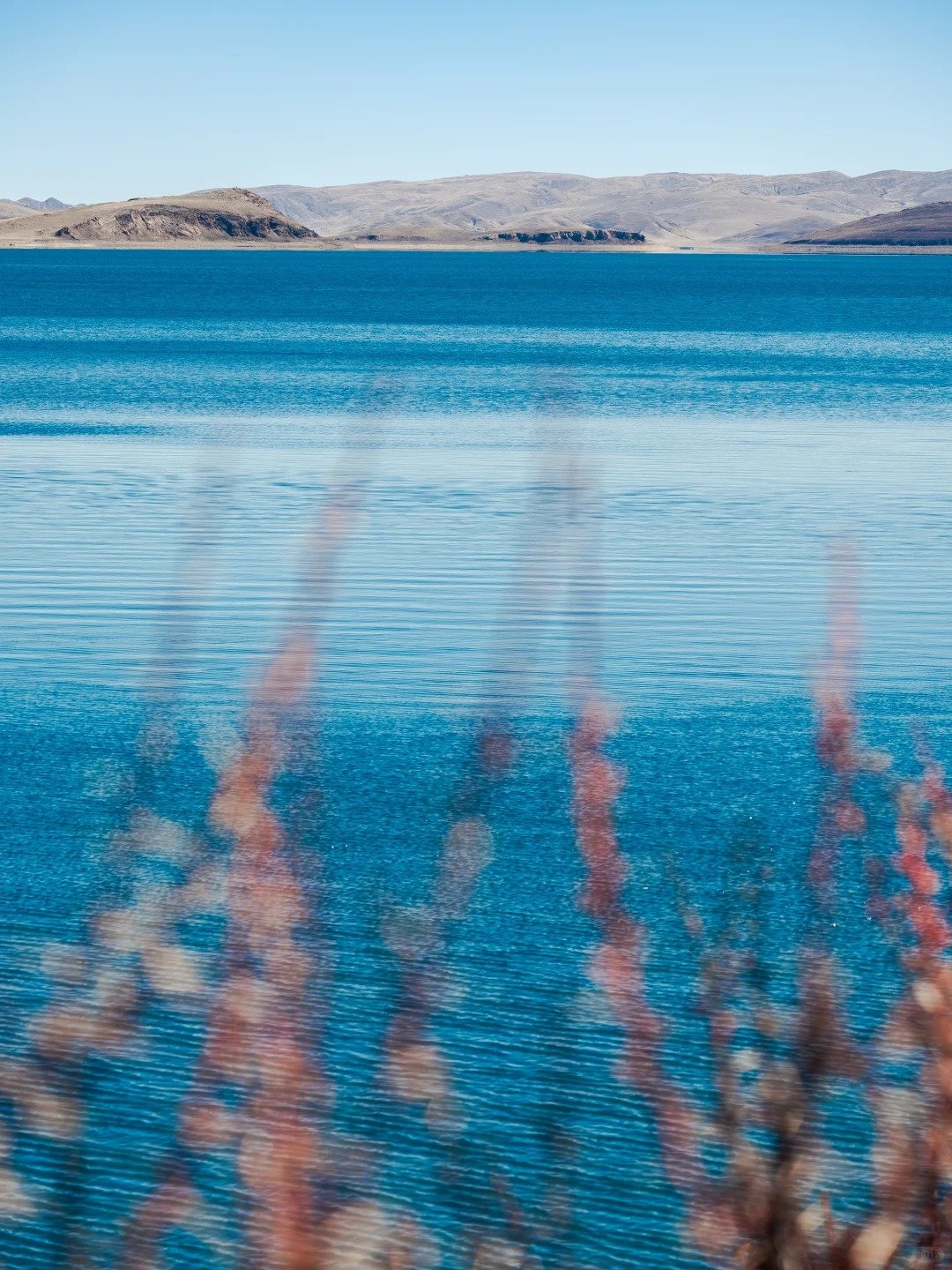 yamdrok lake
