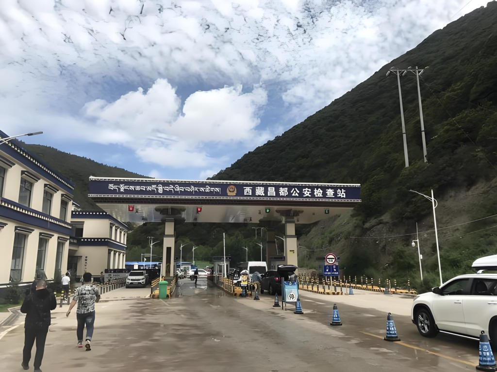 Waiting in Tibet Check Point
