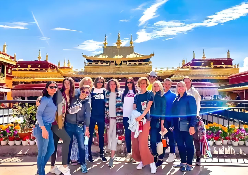 group of foreginers in Tibet 